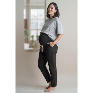 Figs Zamora Maternity Scrub Pants in Black, Womens size XS Tall 31" Inseam